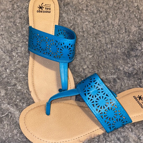 Blue sandals 💙🦋💙 - Picture 2 of 2